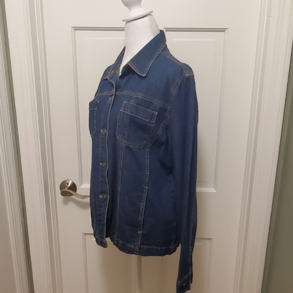 Erika Classic Denim Jacket Size Large, Casual lightweight - Picture 7 of 9